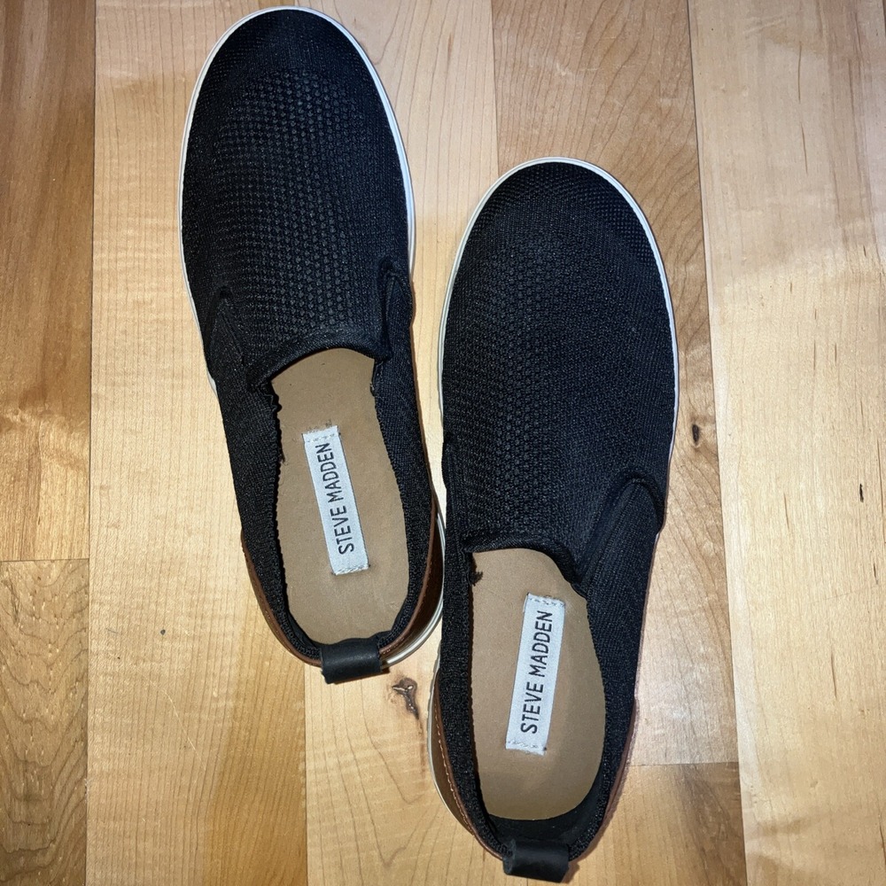 Boys Size 5 Steve Madden Slip On Dress Shoes